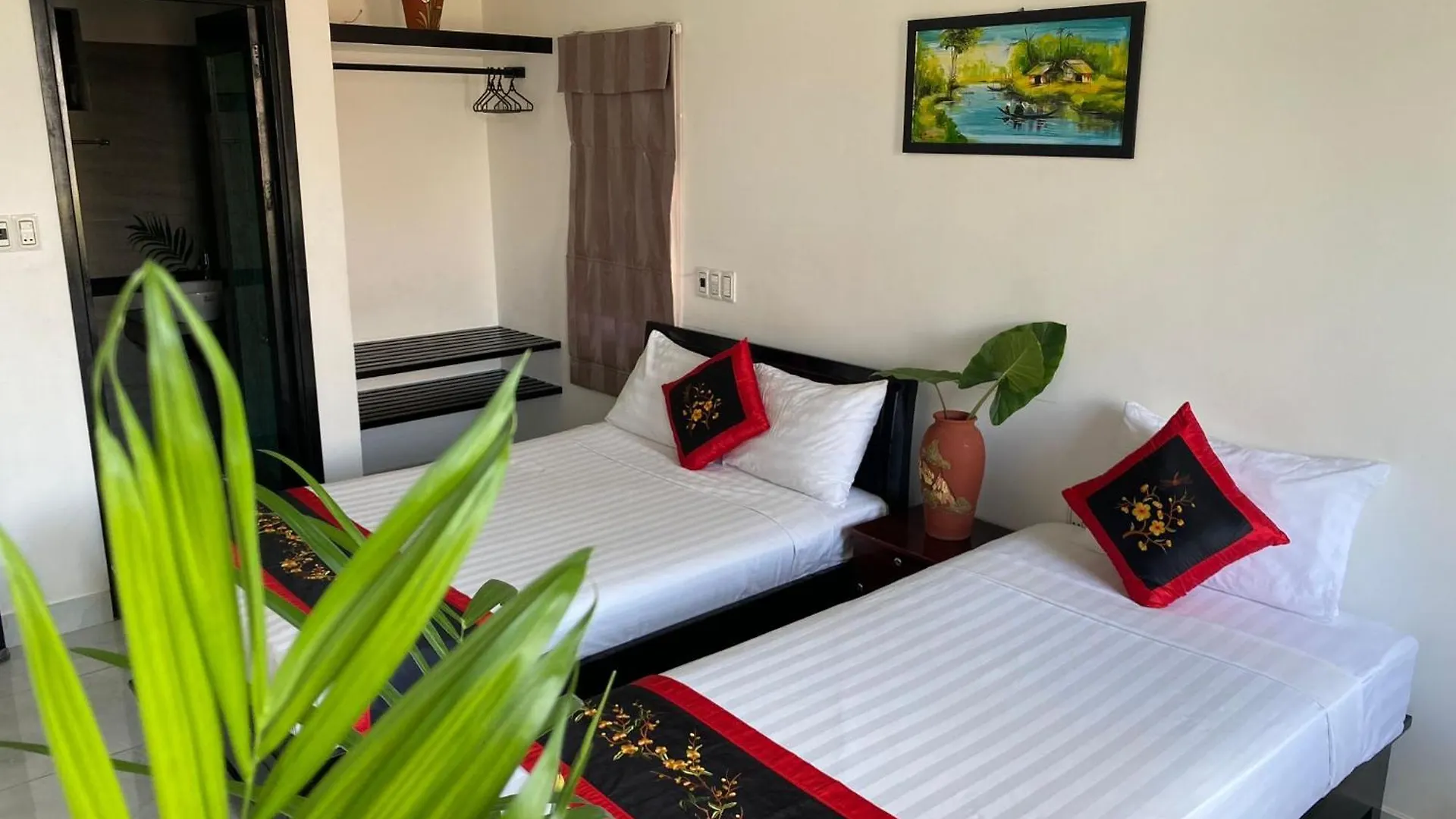 Hoi An Sunny Garden Apartment Vietnam